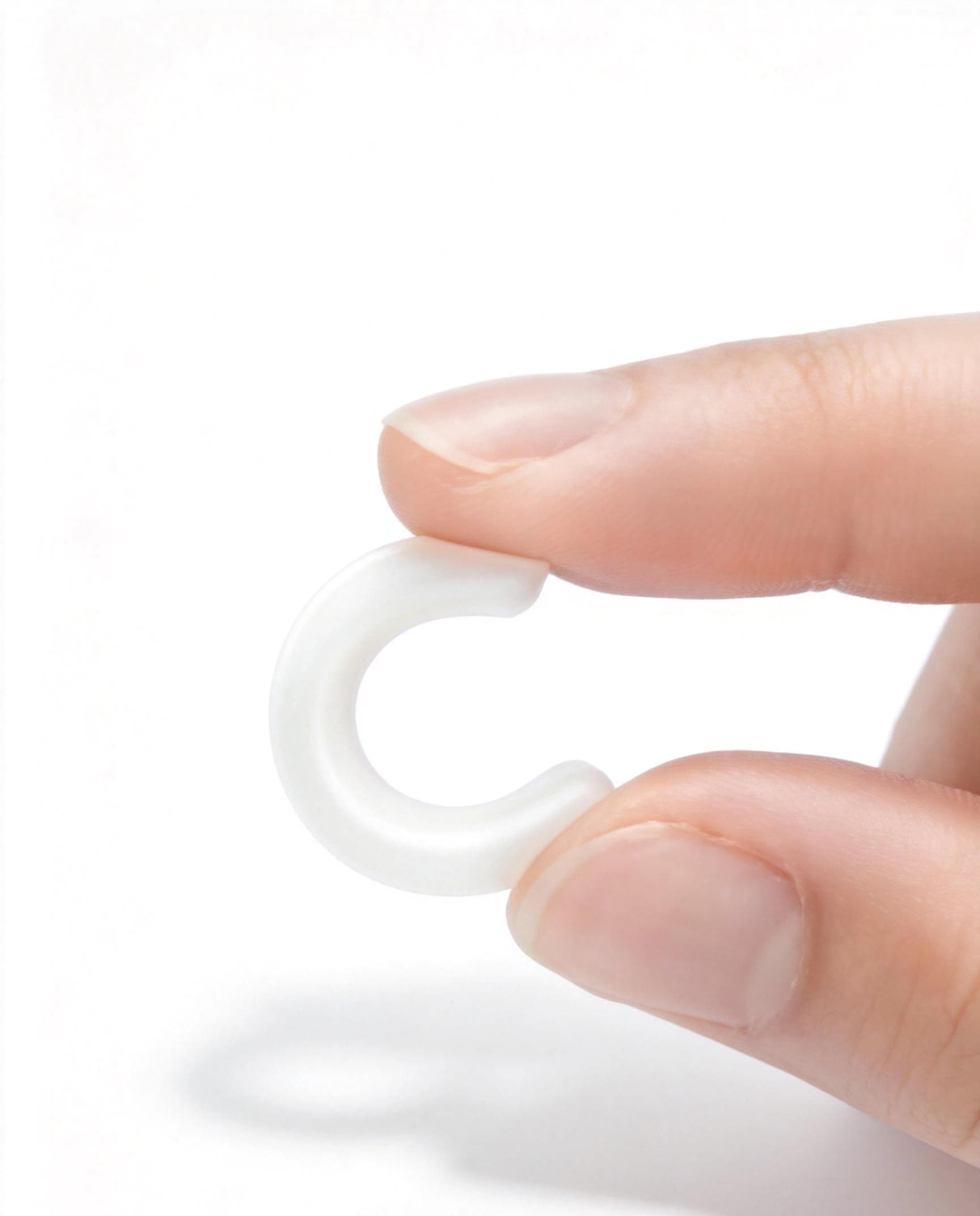 Plastic Handle Eyelash Curler - Calibrated Tension Spring