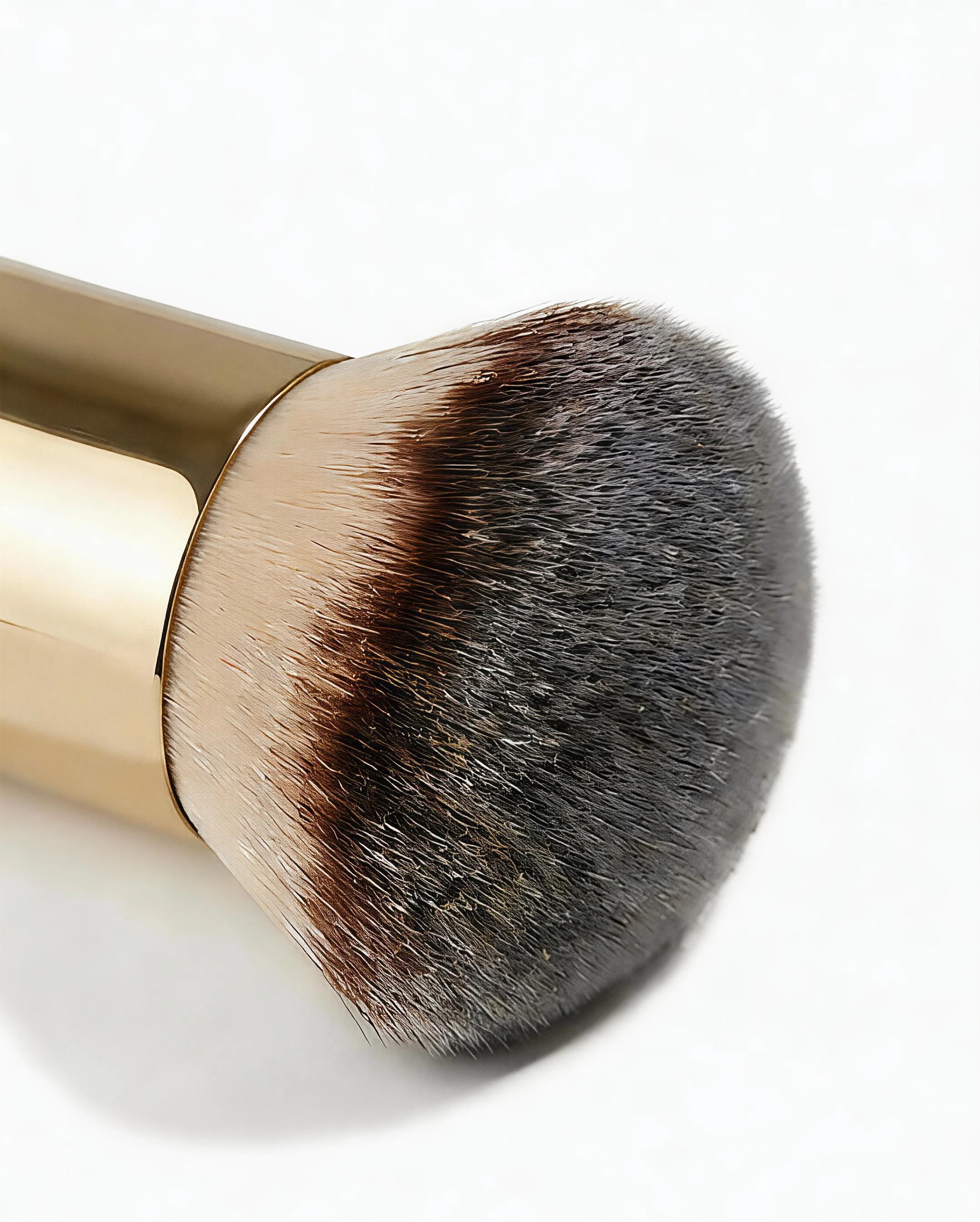 Black Copper Tube Makeup Brush - Dual-Tone Dense Blending Bristles