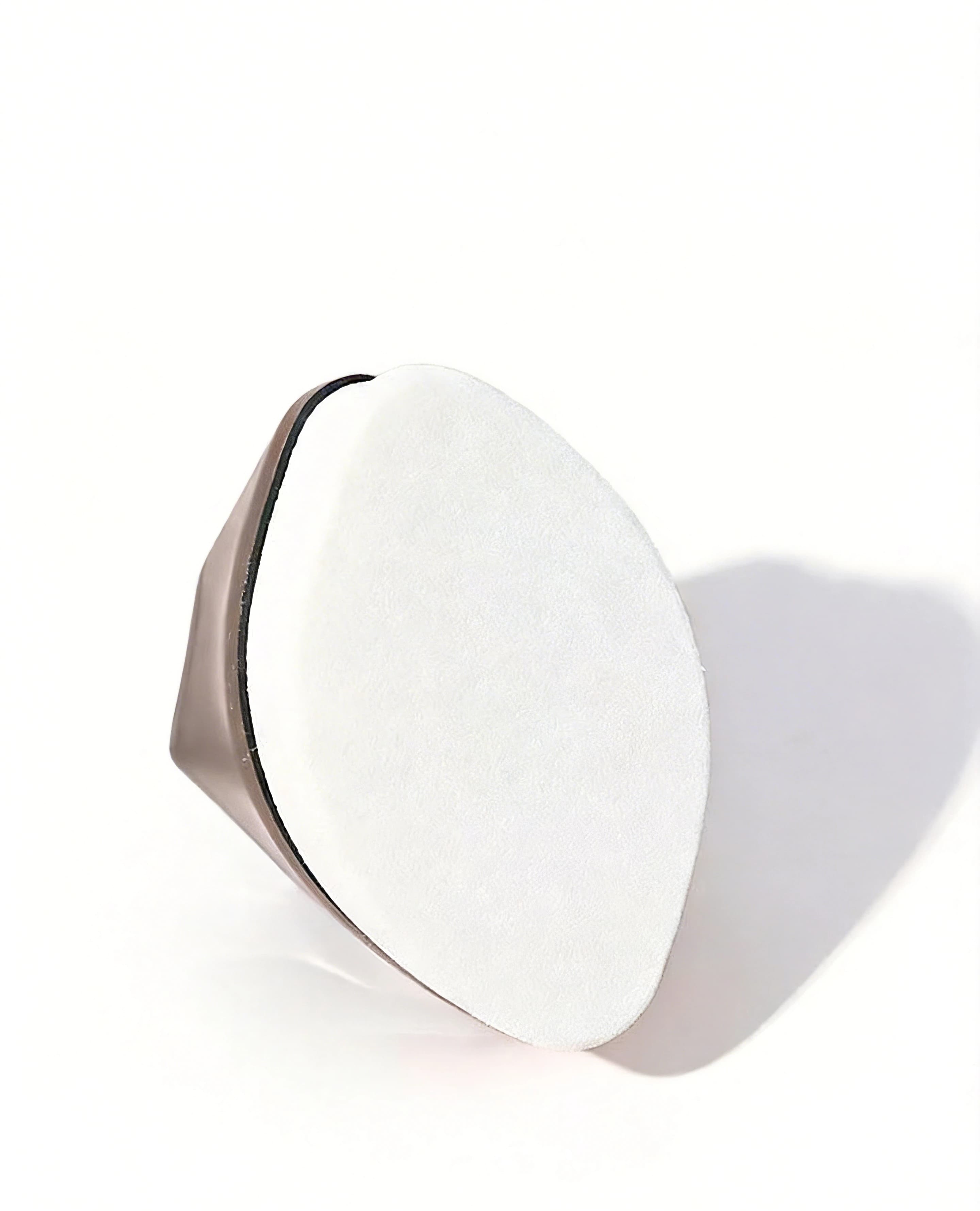 No.55 White Foundation Brush - Ultra-Fine Flat Buffing Surface